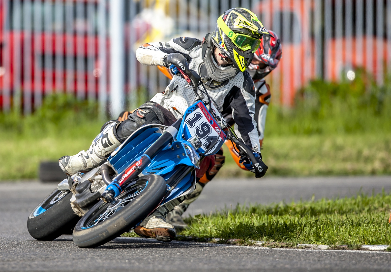 Vlad Neaga Urca In Elita Pilotilor De Supermoto Din Lume 11 7