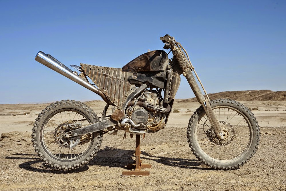 Fury-Road-Motorcycle-3
