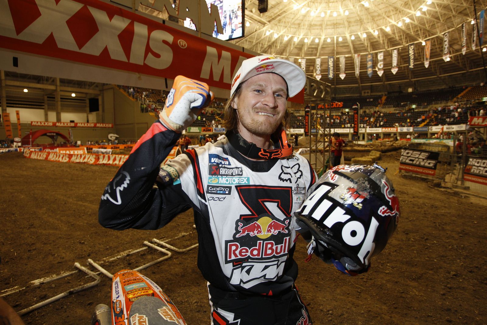 105042 taddy blazusiak 1600x1200 1 Taddy Blazusiak takes fourth consecutive Super Enduro win in Mexico