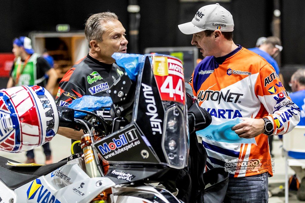 Mani Gyenes a intrat oficial pe lista legendelor Raliului Dakar