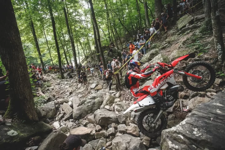 Michael Walkner Gasgas Factory Racing 1 Zonaenduro Shoulder Injury Forces Taddy Blazusiak Out Of Red Bull Tko!