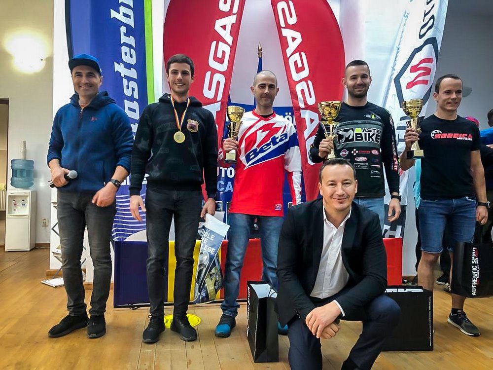 Podium Enduro Heniu 2022 Pro Class Zonaenduro Enduro Heniu 2022 – Jozsa Norbert Levente, Cel Mai Rapid Pilot Din Muntii Bargaului