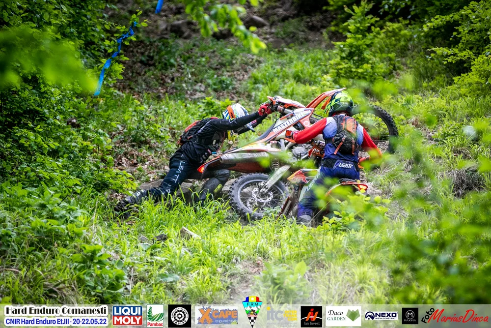Robert Szakacs Zonaenduro Jozsa Norbert Levente Castiga X-Cape Bacau! Raul Patrau Si Varga Zsolt Pe Podium!