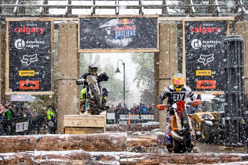 Red Bull Outliers 2022 Zonaenduro Roman And Lettenbichler Go Head-To-Head! Fim Hard Enduro Heads To Canada For Red Bull Outliers.