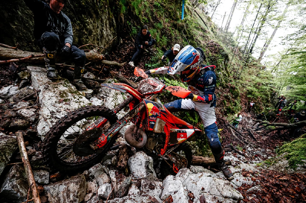 522863 Trystan Hart Hewc 2023 Rnd1 Xross 07094 1St Rd. Hard Enduro 2023 X Cross Serbia Zonaenduro Xross Hard Enduro Day2 - Bolt Triumphs, Lettenbichler Maintains Lead