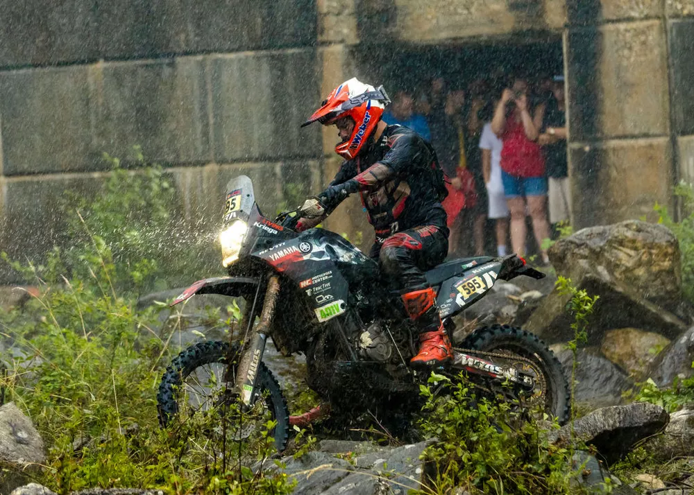 OR1 Bronze Kevin Gallas DEU PR.jp zonaenduro Manuel Lettenbichler - From being on fire to switching into survival mode! Red Bull Romaniacs Day 1 produced all the weather extremes.