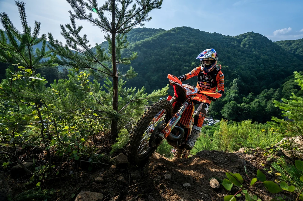 Manuel Lettenbichler - From being on fire to switching into survival mode! Red Bull Romaniacs  Day 1 produced all the weather extremes.