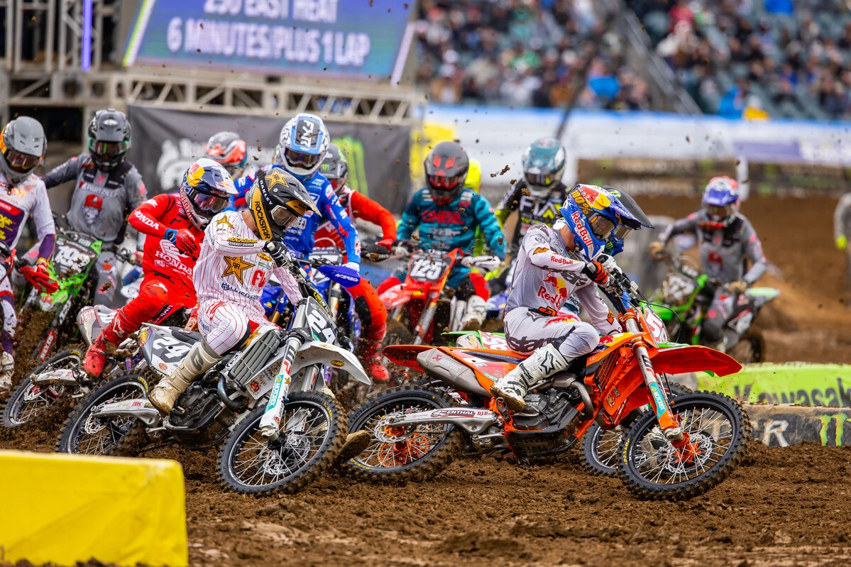 679898 Tom Vialle KTM SX Philadelphia 12042025 014 13th Rnd. Supercross 2025 Philadelphia PA East West Zona Enduro Chase Sexton Takes Giant Win at East Rutherford Supercross!