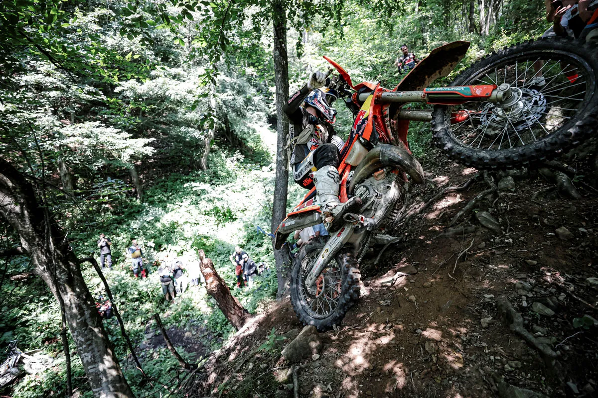 702650 manuel lettenbichler Red Bull Romaniacs 2025 09537 Red Bull Romaniacs 2025 RO Red Bull Romaniacs 2025 Zona Enduro Mani Lettenbichler untouchable. Bolt claims P2 Overall after DAY 2 - Red Bull Romaniacs