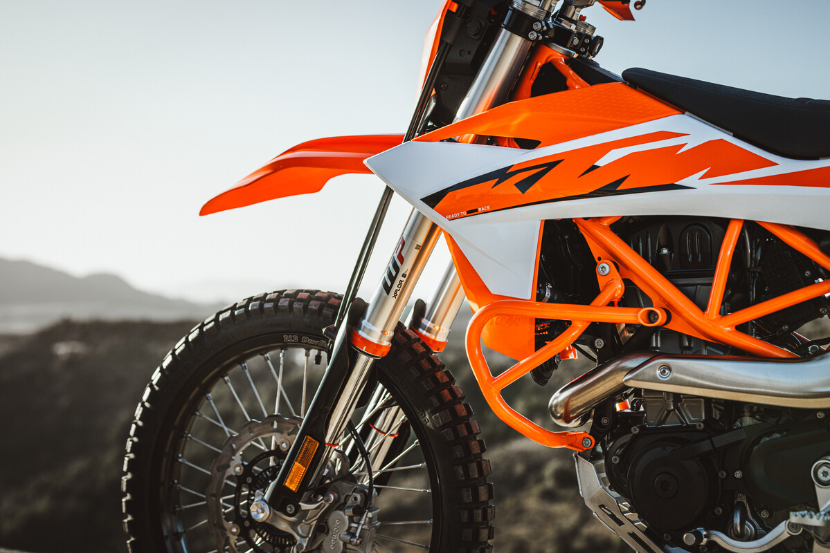 2026 KTM 690 SMC R 690 ENDURO R 5 2026 KTM 690 ENDURO R - All Terrain. All The Time.
