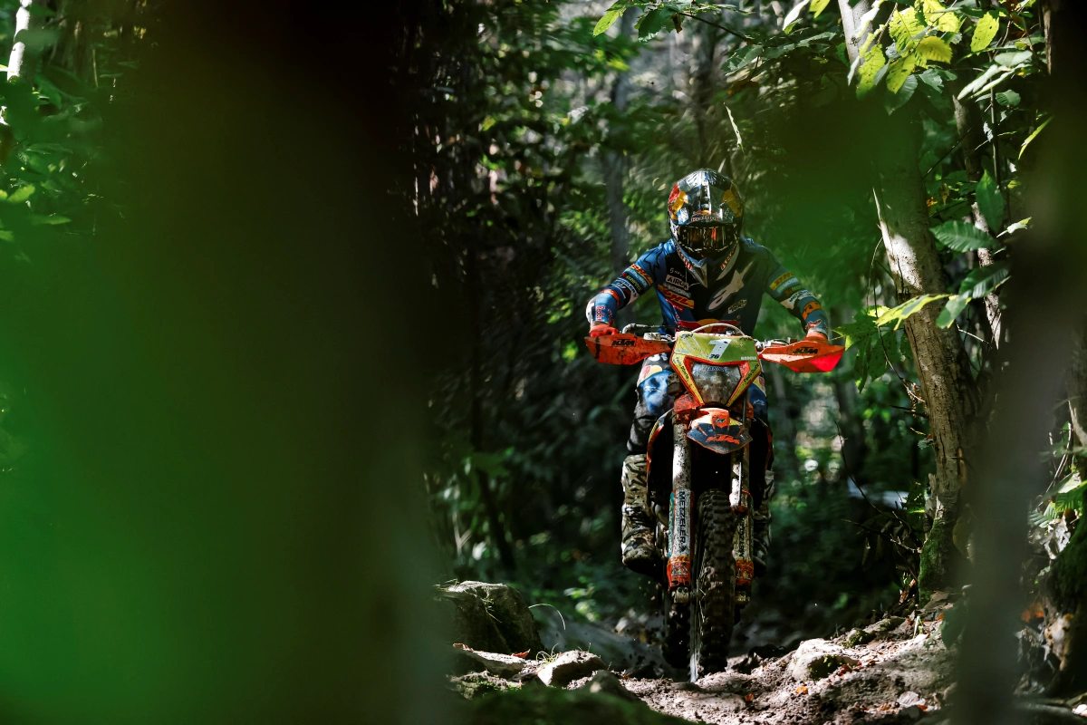 Josep Garcia Red Bull KTM Factory Racing EnduroGP of Italy 8 Zona Enduro Josep Garcia Crowned 2025 Enduro1 World Champion in Italy