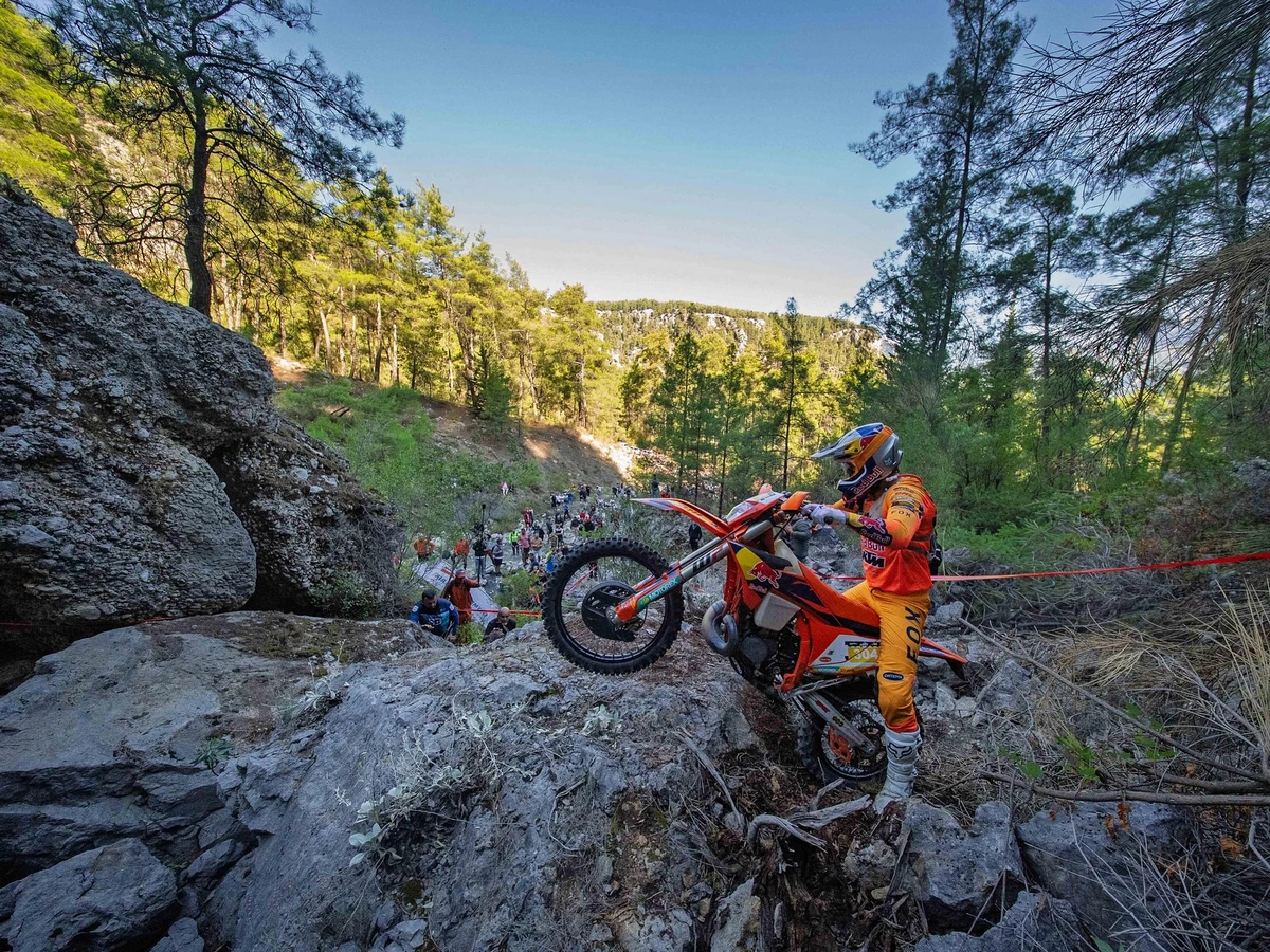 Manuel Lettenbichle Sea to Sky 2025 ZonaEnduro Manuel Lettenbichler Dominates Sea to Sky 2025 – Extends FIM Hard Enduro World Championship Lead