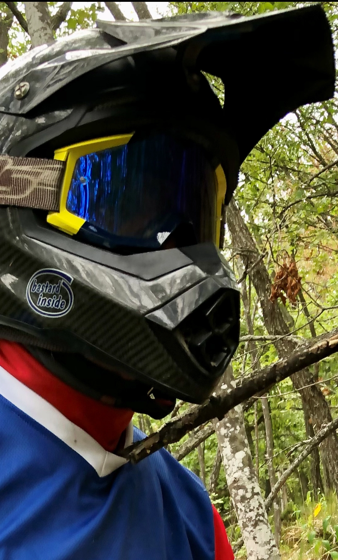 IMG 8021 Zona Enduro NECKGUARD FORKSAVER – Because Wires Shouldn’t Decide Your Ride