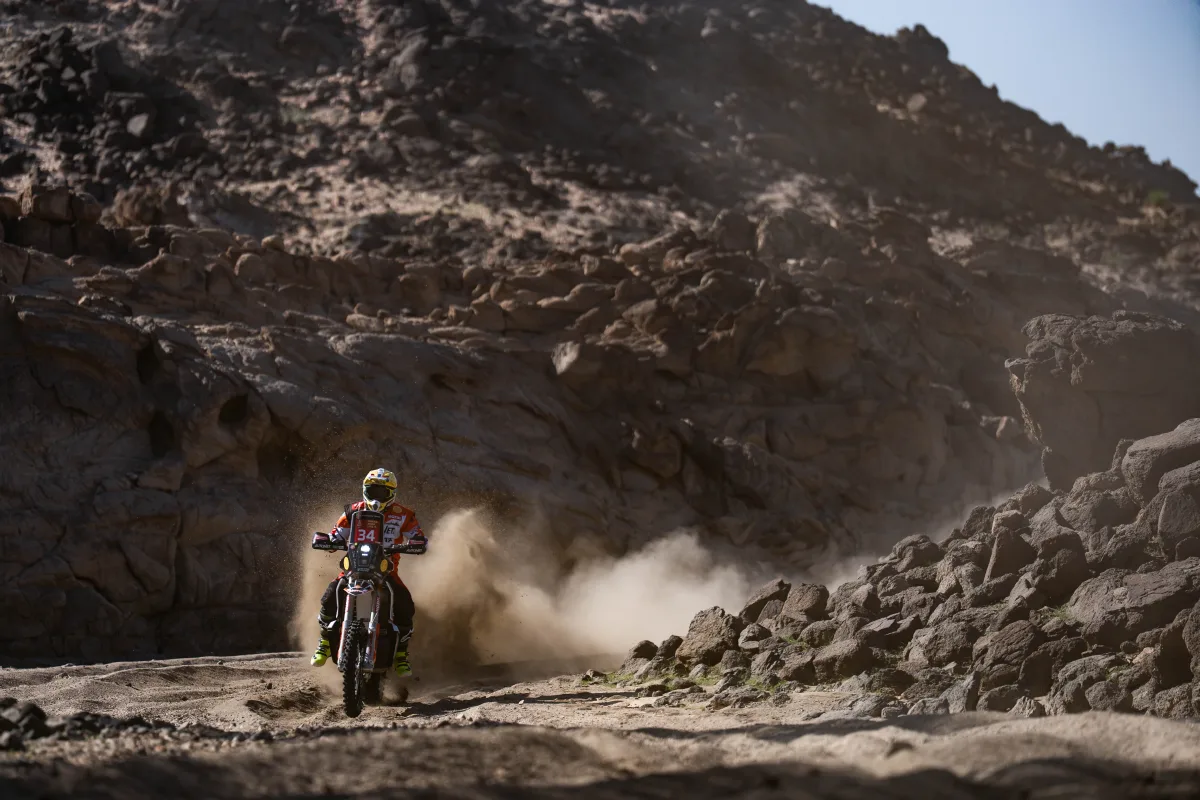 Mani Gyenes, Cel Mai Rapid Original În Prologul Dakar 2026! 8 00 DK26 RF505410 zonaenduro Mani Gyenes, cel mai rapid Original în prologul Dakar 2026!