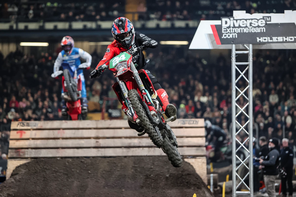 Toby Shaw Zona Enduro Toby Shaw Crowned Fim Junior Superenduro World Champion