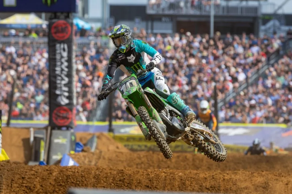 Al6 9607C 1024X682 Zonaenduro Hunter Lawrence Takes Control In Nashville As 450Sx Title Fight Turns