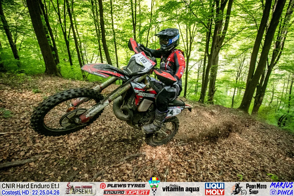 Arsenal Hard Enduro Foto Frm Expert Zona Enduro Hard Enduro Arsenal 2026 Starts With Tight Battles After Two Days Of Racing. Jozsa Norbet Leads.