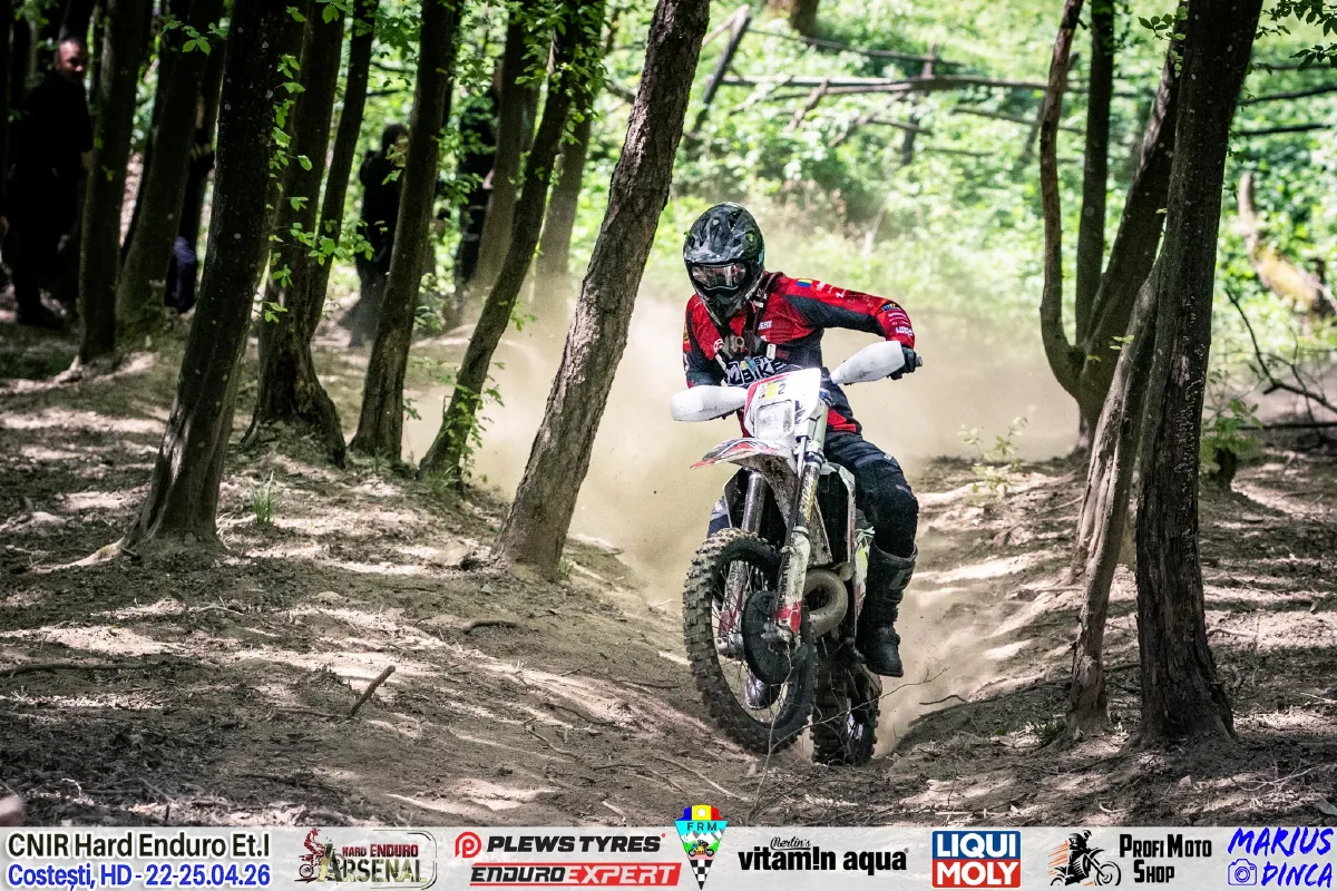 Arsenal Hard Enduro Foto Frm Jozsa Norbert Levente Zona Enduro Hard Enduro Arsenal 2026 Starts With Tight Battles After Two Days Of Racing. Jozsa Norbet Leads.