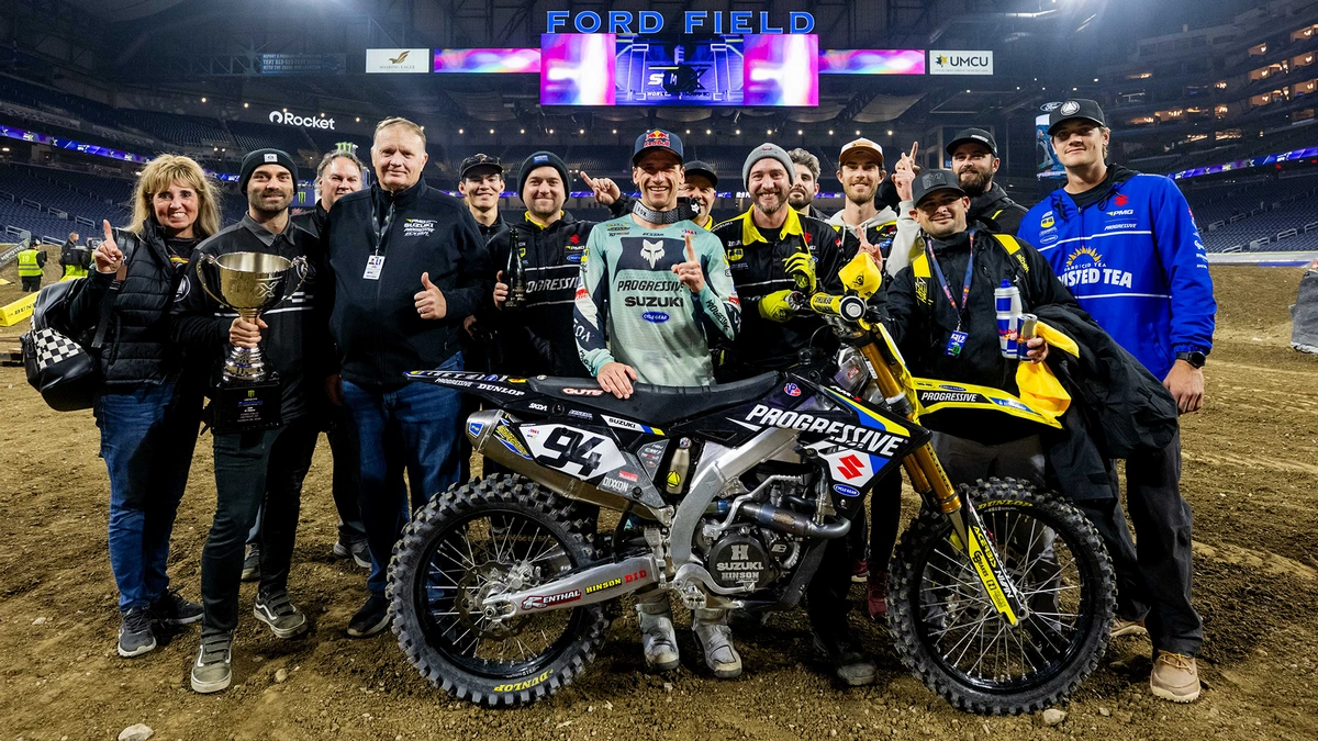 Team Web Zonaenduro Roczen’s Title Charge Heats Up As Prado Impresses And Tomac Holds Firm