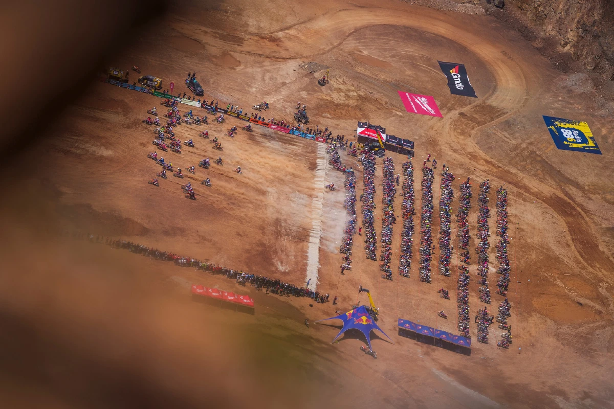Manuel Lettenbichler Wins Red Bull Erzbergrodeo 2026 For Fifth Straight Time 14 Rbe26 Start 01©Redbullcontentpool Zona Enduro Manuel Lettenbichler Wins Red Bull Erzbergrodeo 2026 For Fifth Straight Time
