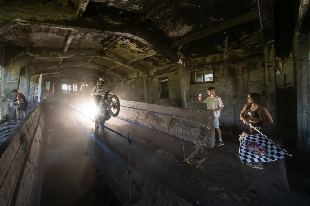 Mani | Lettenbichler | Wins Red Bull Romaniacs Offroad Day 1 As | Kabakchiev | Keeps The Pressure On 7 Pr 29 7Day1 Adrian Crapciu 26 Zona Enduro Mani | Lettenbichler | Wins Red Bull Romaniacs Offroad Day 1 As | Kabakchiev | Keeps The Pressure On