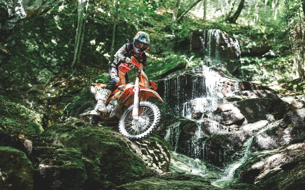763262 Manuel Lettenbichler Red Bull Romaniacs 2026 10252 Red Bull Romaniacs 2026 Ro Zonaenduro | Mani | Lettenbichler | Wins | Red Bull Romaniacs 2026 And Matches Graham Jarvis With | Seven Victories |