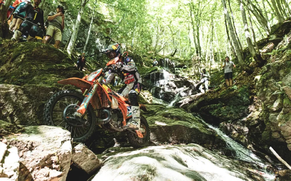 763264 Manuel Lettenbichler Red Bull Romaniacs 2026 12563 Red Bull Romaniacs 2026 Ro Zonaenduro | Mani | Lettenbichler | Wins | Red Bull Romaniacs 2026 And Matches Graham Jarvis With | Seven Victories |