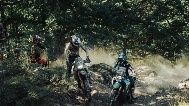 Mario Roman And Pol Tarres Romaniacs 2026 Zonaenduro Pol Tarrés Wins Red Bull Romaniacs Adventure Offroad Day 3 As Mario Roman Holds A Narrow Overall Lead